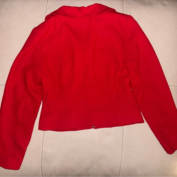 Red Jacket - Picture 3 of 3
